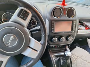 Vând Jeep Compass 2.2 CRD  - imagine 5