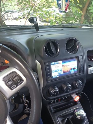 Vând Jeep Compass 2.2 CRD  - imagine 8