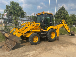 Inchiriez excavator miniexcavator   cilindru compactor   buldozer   buldoexcavator Bucuresti-Ilfov