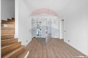 Townhouse 4 camere, piscină încălzită, pompă căldură, finisaje lux - imagine 18