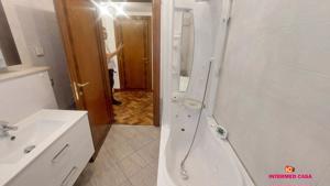 Apartament 3 camere decomandate Calea Dumbravii Sibiu  - imagine 12