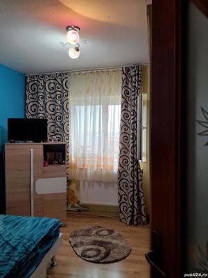  vând  sau  schimb apartament cu 3 camere cu 2 camere 