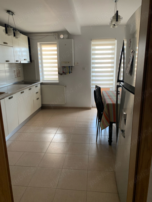 De inchiriat apartament de 3 camere  - imagine 3