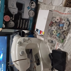 Mini masina de cusut - imagine 4