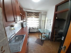 Proprietar vând apartament, 3 camere, Giurgiu, 74m, bloc izolat termic - imagine 8