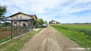 Teren intravilan in zona rezidentiala, la 1 km de A0 si A1 - imagine 3