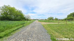 Teren intravilan in zona rezidentiala, la 1 km de A0 si A1 - imagine 14