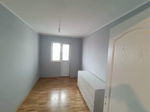 De vanzare apartament 3 camere 75.000 euro - imagine 3