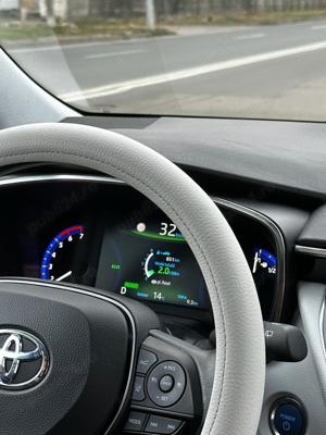 Toyota Hybrid (Corolla interior alb) Garantie 2032! - imagine 4