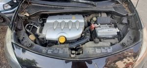 dezmembrez renault clio 3 1,6 16 v - imagine 2