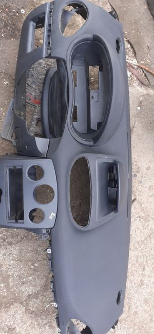 dezmembrez renault clio 3 1,6 16 v - imagine 7