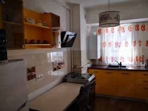 Apartament Coresi  - imagine 2