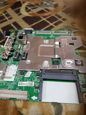 EAX 67872805 și sursa EAX 69502102