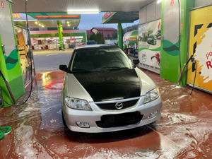 Dezmembrez Mazda 323f 2001 1.6 benzina - imagine 4