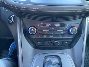 Ford Kuga Vignale - imagine 8