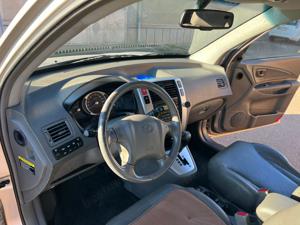 Hyundai Tucson 4x4 automatic - imagine 4