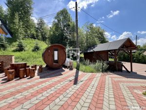 Cabana de lemn rotund si 2 A frame -uri Bucovina/ Frasin - imagine 6