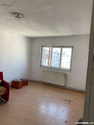 Apartament 4 camere, zona Micro 5 - imagine 2