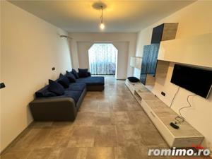 Apartament 3 camere, ultracentral, renovat , mobilat si utilat - imagine 3