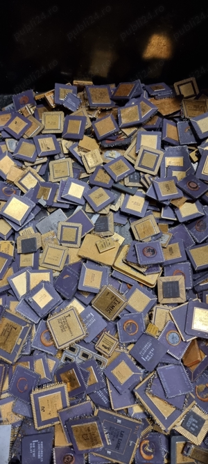  Procesoare vechi defecte 486 Goldcap, ceramice,fibra,plastic. - imagine 5