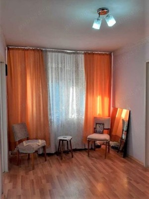 Apartament 3 camere, semidecomandat, etaj intermediar, Micro 40 - imagine 3