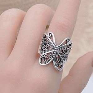 Inel argintiu rglabil vintage Design fluture gol sculptura detaliată bijuterii reglabile. Pret 5 lei