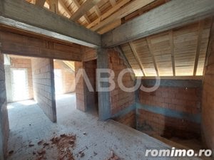 Casa de vanzare 147 mpu si 5 camere 434 mp teren Cristian Sibiu - imagine 9