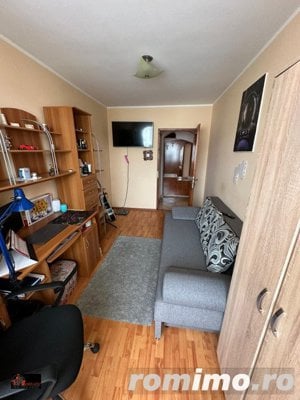 Anunț de Vânzare Apartament 3 Camere  - imagine 5