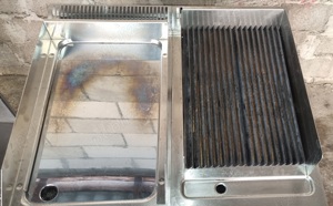 Plita electrica neteda Zanussi și grătar cu piatra vulcanica Electrolux pe gaz - imagine 2