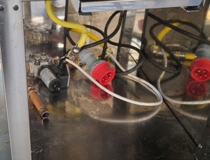 Plita electrica neteda Zanussi și grătar cu piatra vulcanica Electrolux pe gaz - imagine 5