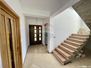 Casă / Vilă in Sat Nou / Panciu - imagine 12