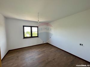 Casă / Vilă in Sat Nou / Panciu - imagine 16