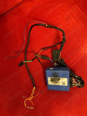 Interfata Unika comenzi volan si adaptor ISO la Quadlock