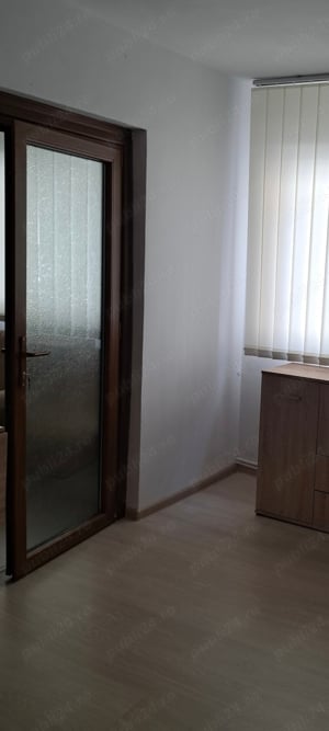 De închiriat apartament cu 2 camere  - imagine 3