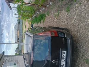 Dezmembrez Renault Megane 2 1.5 - imagine 2