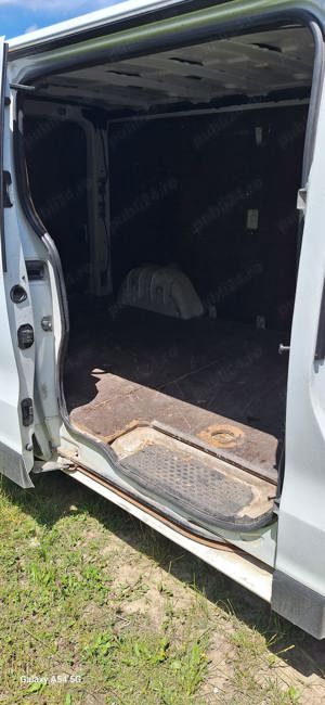 Vând Renault an 2017