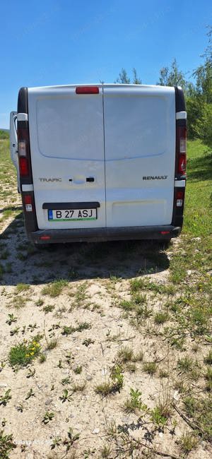 Vând Renault an 2017 - imagine 3