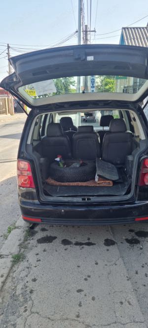 De vanzare volkswagen touran 2007 benzina si GPL  - imagine 7