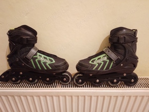 Vand PATINE cu ROTILE  in stare buna la 90 lei negoceabil