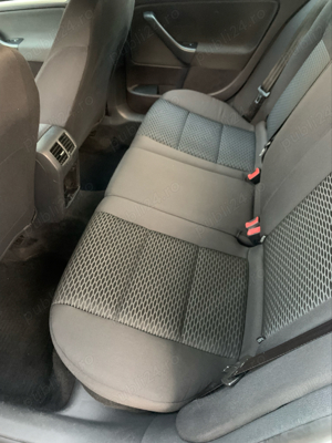 Volkswagen Golf 6 2010 1,6tdi - imagine 5 Volkswagen Golf 6 2010 1,6tdi - imagine 5