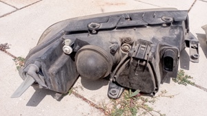 vand faruri passat b5.5 - imagine 4