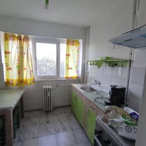 Închiriez apartament cu doua camere Bulevardul Revoluției  - imagine 5