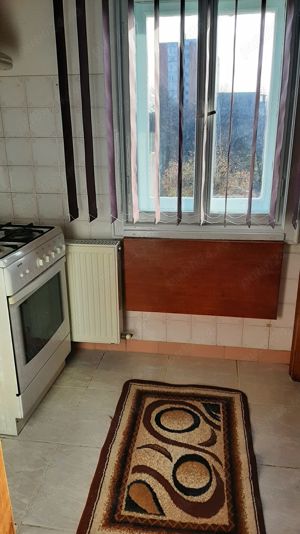 Proprietar schimb apart.3 cam. dec.zona Mircea cel Batran - imagine 7