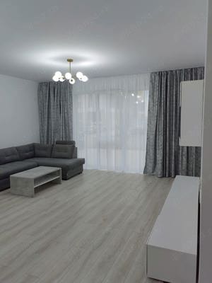 vind apartament 3 camere