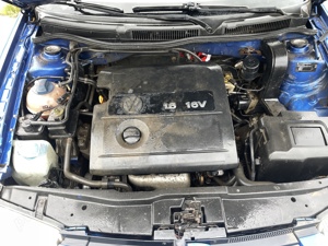 Dezmembrez Volkswagen Bora 1.6 an 2002 77kW 105CP BCB Albastru - imagine 8