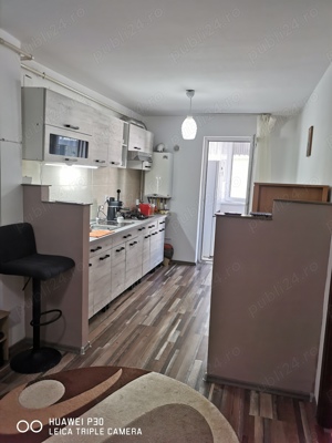 Vând apartament 2 camere Floresti, str. Florilor nr. 292 - imagine 2