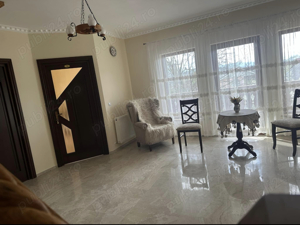 Închiriez pensiune cu 8 camere in stil maramureșean  - imagine 3