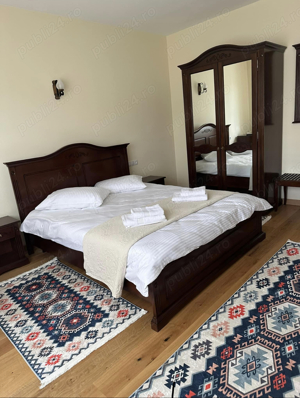 Închiriez pensiune cu 8 camere in stil maramureșean  - imagine 10