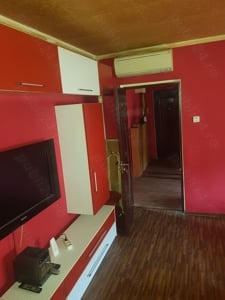 Vind apartament cu 3 camere decomandat in Orsova  - imagine 5