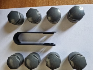 Set-20-Capace-Prezoane+4-Capace Antifurt+Cheie extragere-17mm-Gri - imagine 6